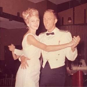 Meet your Posher, Val